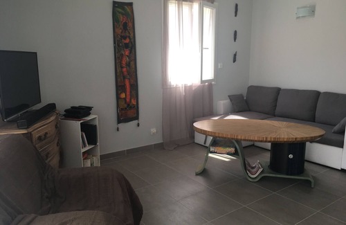 Clarensac House | New house with swimming pool for holiday rental in Vaunage