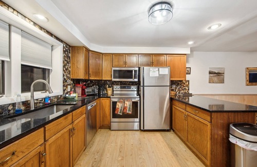 North Creek House | NEW! Hudson 76I - A Stylish Mountain Retreat by The Summit at Gore Mountain