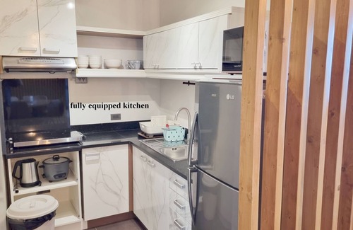 Lapu-Lapu Condo | New Huge 2 BR Oceanfront - condo (100sqm)
