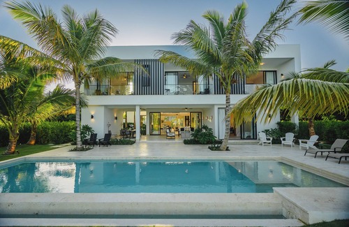 Veron Villa | NEW LAKE FRONT VILLA IN DELIGHTFUL PUNTA CANA RESORT