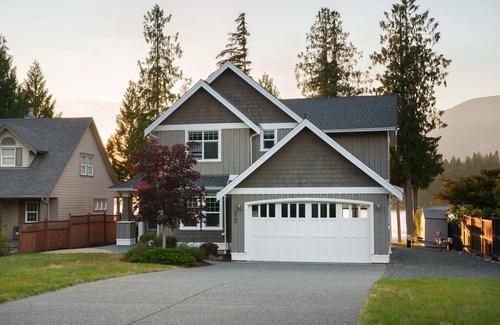 Lake Cowichan House | NEW Lakefront Home on Lake Cowichan