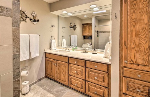 Carolyn Estates House | NEW! Lakeside retreat w/Dock on Cedar Creek Lake