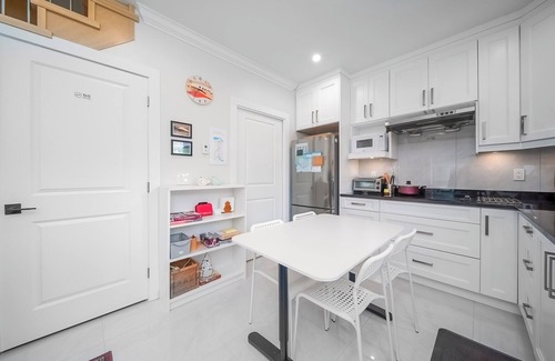 Dunbar House | New laneway house near Airport, downtown, UBC