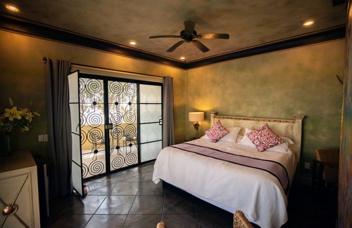 Ajijic Hotel | New Listing! Ajijic Lake Front Suite! Suite 1