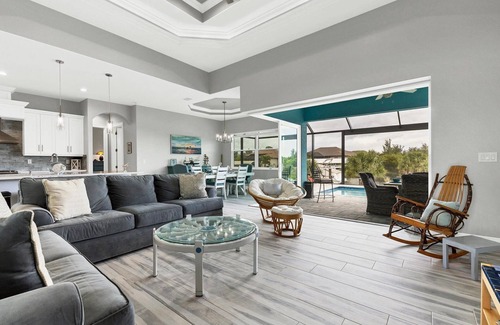 South Gulf Cove House | New Listing! Charlotte Harbor Area Resort, 120mi to Disney & 134mi to Universal - GRH550579
