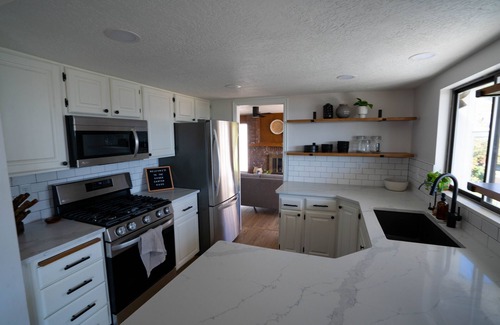 Ogden Apartment | New Listing! | Close to Ski Hills |Walk to Trails | Modern Family Home