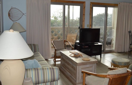 Inlet Beach Condo | New Listing!! Cozy 1 bedroom condo in quiet setting on the second floor!!