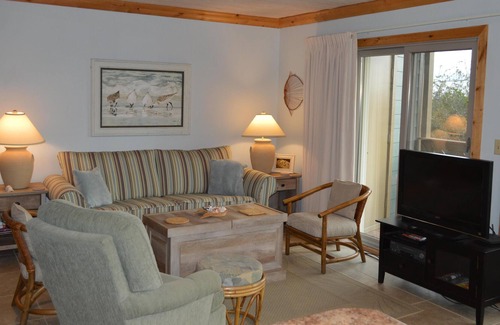 Inlet Beach Condo | New Listing!! Cozy 1 bedroom condo in quiet setting on the second floor!!