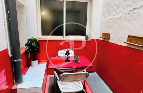 Barrio del Carmen Apartment | NEW Listing. Cozy apartment with Terrace in the Historical Downtown Valencia