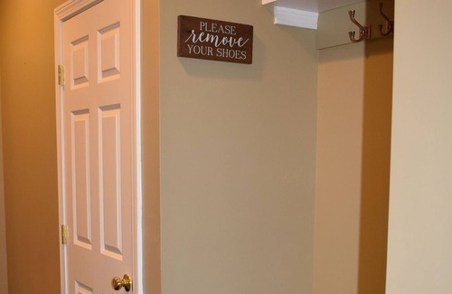 Lincoln Condo | New Listing - Desirable Forest Ridge Condo 3 Bed, 2 BA