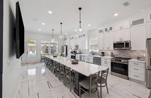 Tang-O-Mar House | New Listing! Private Pool and Spa! Game Room! Elevator! Grill! Bikes! Sleeps 44!