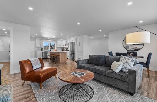 Bend House | New Listing! River Access ~ Fire Pit ~ Remodeled Home ~ All New Furniture!