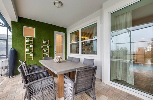 Indian Ridge House | New Listing! Solara Resort, 8mi to Disney & 15mi to Universal - FS297495