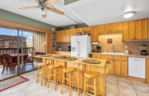 Historic Kailua Village Condo | New Listing! Two bedroom, two bathroom condo in heart of downtown Kailua-Kona