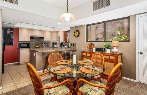 Waikoloa Condo | New Listing! Waikoloa Fairways 2-bed, 2.5-bath unit with pool, BBQ, and lanai