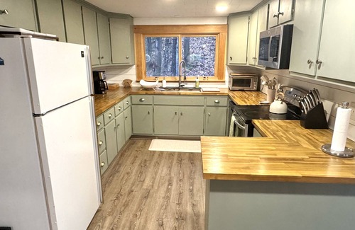 Jewett House | New Listing: Windham Hunter Ski House