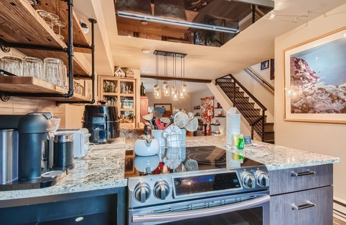 Four O'Clock House | New Listing! Winterpoint 44 2 Bedroom Condo by RedAwning