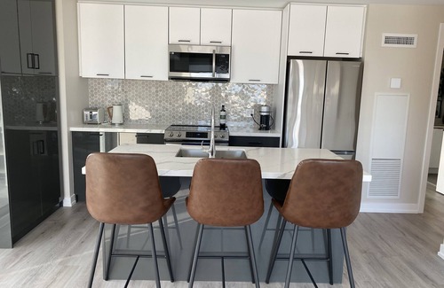 Innisfil Condo | NEW Luxurious Corner Unit at Friday Harbour's All Season Resort