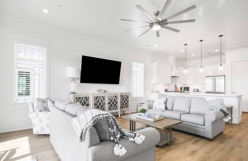 Ono Island Cottage | NEW Luxury Cottage on the Bay w/boat slip