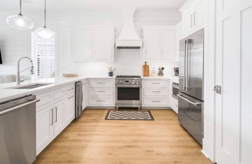 Ono Island Cottage | NEW Luxury Cottage on the Bay w/boat slip