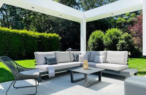 Ouddorp Villa | New luxury dunevilla at beach with hot tub Ouddorp