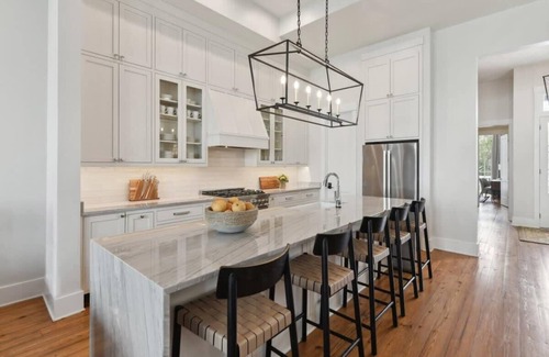Faubourg Lafayette House | New Luxury Home | Heated Pool & Spa