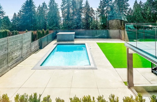 Hollyburn House | New Luxury Large Modern Home with Pool & Views