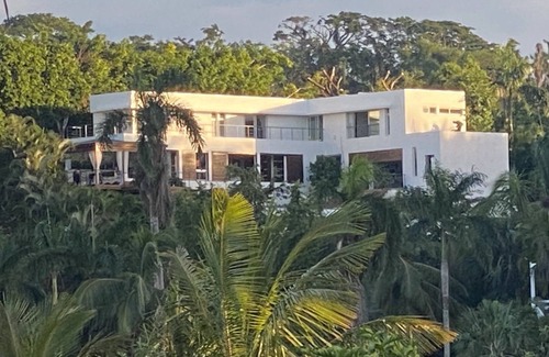 Las Terrenas Villa | " New " Luxury villa with sea view and coconut trees in Las Terrenas
