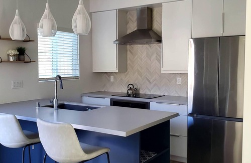 Rancho Penasquitos Apartment | New, modern and private Guest House