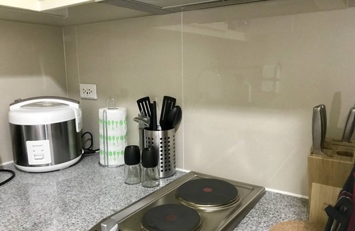 Bonifacio Global City Condo | New & Modern Cozy 1BR w/Balcony in Uptown BGC