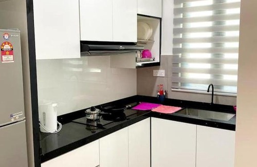 Central Seberang Perai Apartment | (new)MODERN COZY 3 ROOM SUITE 8pax@meritus perai