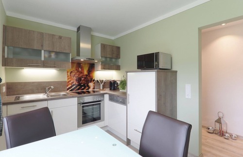 Schalkenmehren Apartment | New, modern equipped apartment with lake view in the Vulkaneifel
