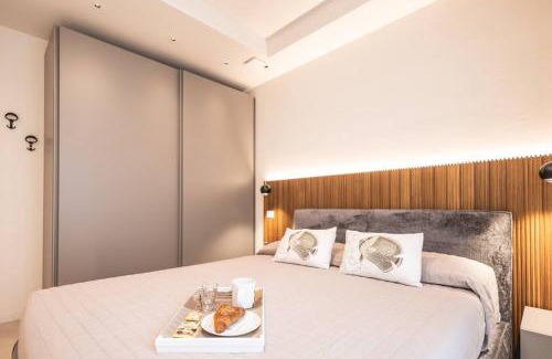Riccione Apartment | New Modern Seaside House with Garage