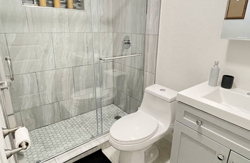 Evergreen House | New! Modern Stay in the Heart of Silicon Valley