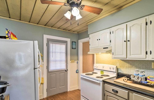 Quad Cities Cabin | NEW! Moline Riverfront Cabin w/ Fire Pit & Kayaks!