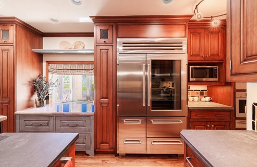 Golden Hill House | NEW! Monthly Rental 3BR 2.5BA Bordering Balboa Park in Beautiful South Park