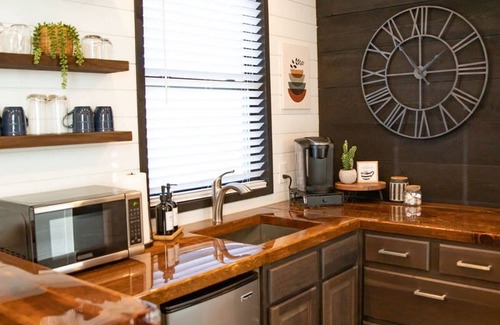 Alpine House | New Moonlight Ridge-shipping Container Home
