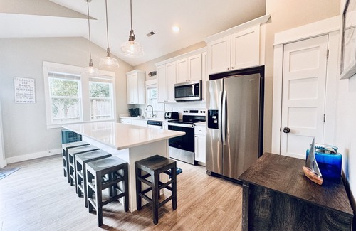 Corolla Light Condo | *New*OceansideCondo PetsOK Pool GameRoom No Stairs