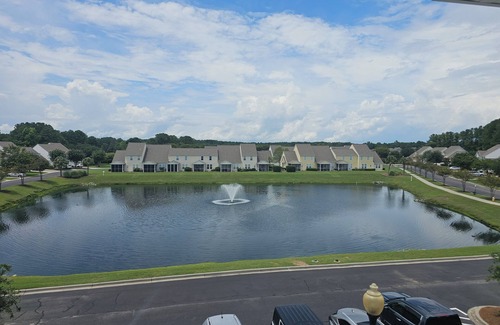 North Myrtle Beach Condo | New on Market.Wonderful 2 bedroom 2 bath Pet friendly Condo in Barefoot landing