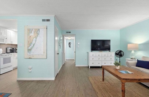 Midtown Ocean City Condo | New on Vrbo: 20% Off Ocean City Beach Escape!