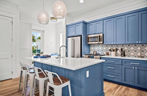 Port Aransas Cottage | New Pool-side Beach Villa in Cinnamon Shore + 20 resort like Amenities