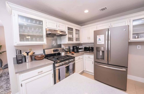 North Las Vegas House | New Pool/Spa & Pool Table @ 6BR Refined Vegas Stay