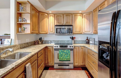 Downtown Leavenworth Condo | NEW - Raven's Nest - DT Leavenworth