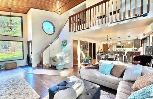 Hiouchi House | New! Redwoods ON The River in Hiouchi, CA in the Heart of the Redwood Forest