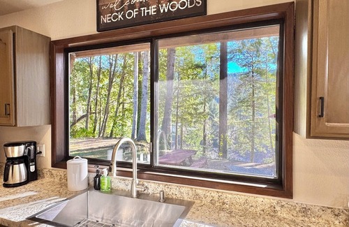 Hiouchi House | New! Redwoods ON The River in Hiouchi, CA in the Heart of the Redwood Forest