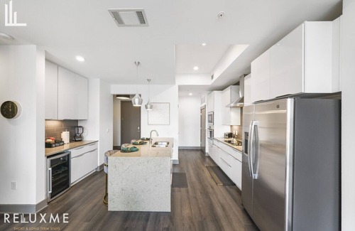 Second Ward Apartment | NEW Reluxme | High-Rise Escape 2BD w/ King Top Amenities🏙️