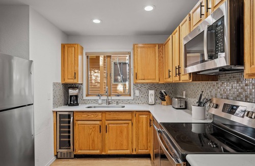 Incline Village Condo | New renovated McCloud Condo in the middle of Town