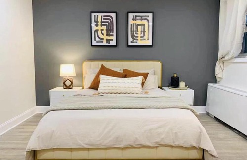 Downtown Atlanta Apartment | New Renovated Modern 2 BR Unit l Downtown ATL