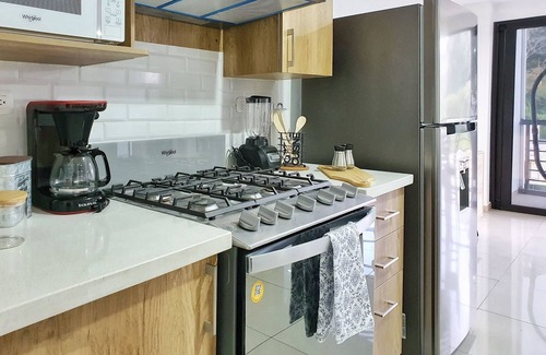 Nuevo Cuscatlan Apartment | ✰New@Santa Elena✰Modern✰3Brm✰Apartment✰w/AC✰Wifi✰Gym✰Parking