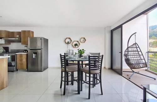 Nuevo Cuscatlan Apartment | ✰New@Santa Elena✰Modern✰3Brm✰Apartment✰w/AC✰Wifi✰Gym✰Parking